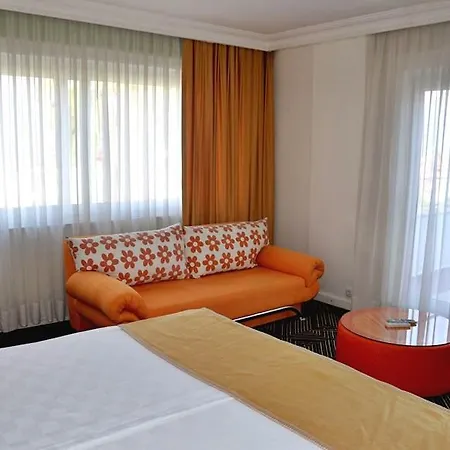 Orient Life 4*