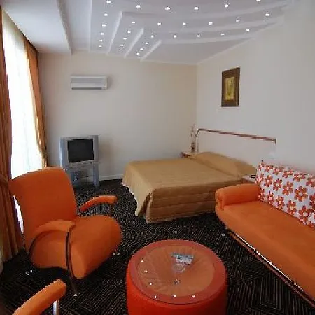 Orient Life Otel